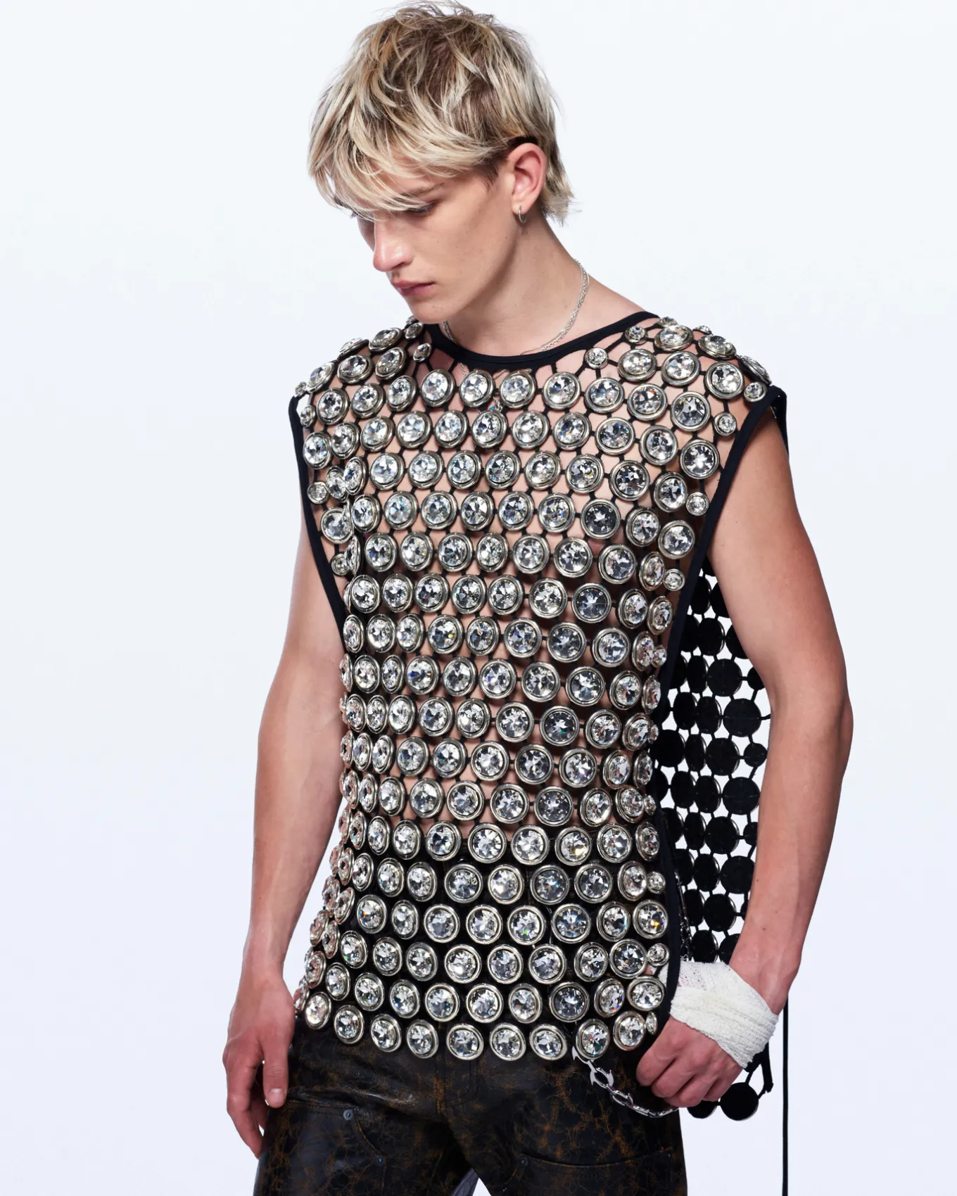 ALLOVER CRYSTAL EMBROIDERED TOP