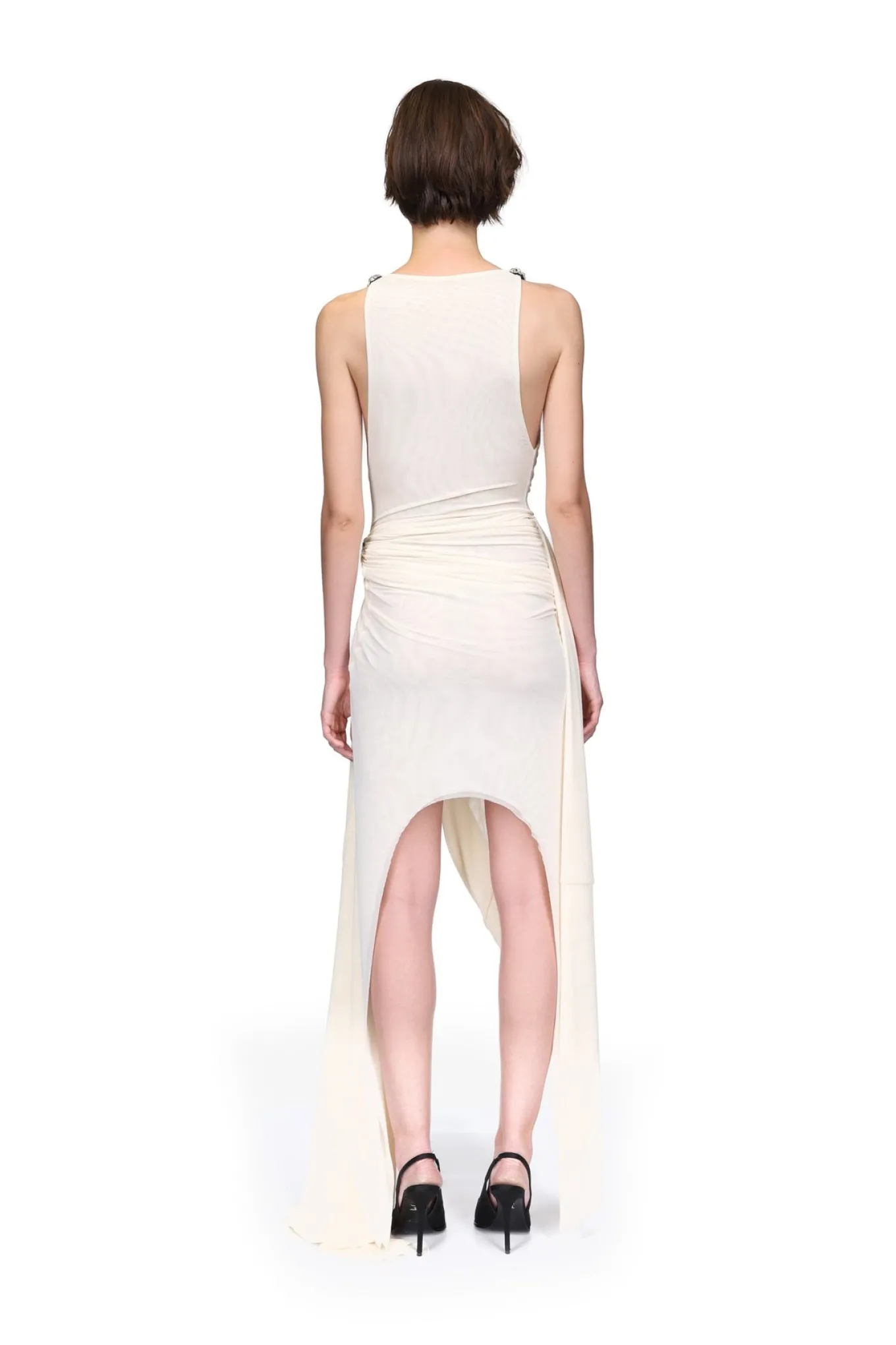 CRYSTAL CLAW DETAILING AND MESH GOWN