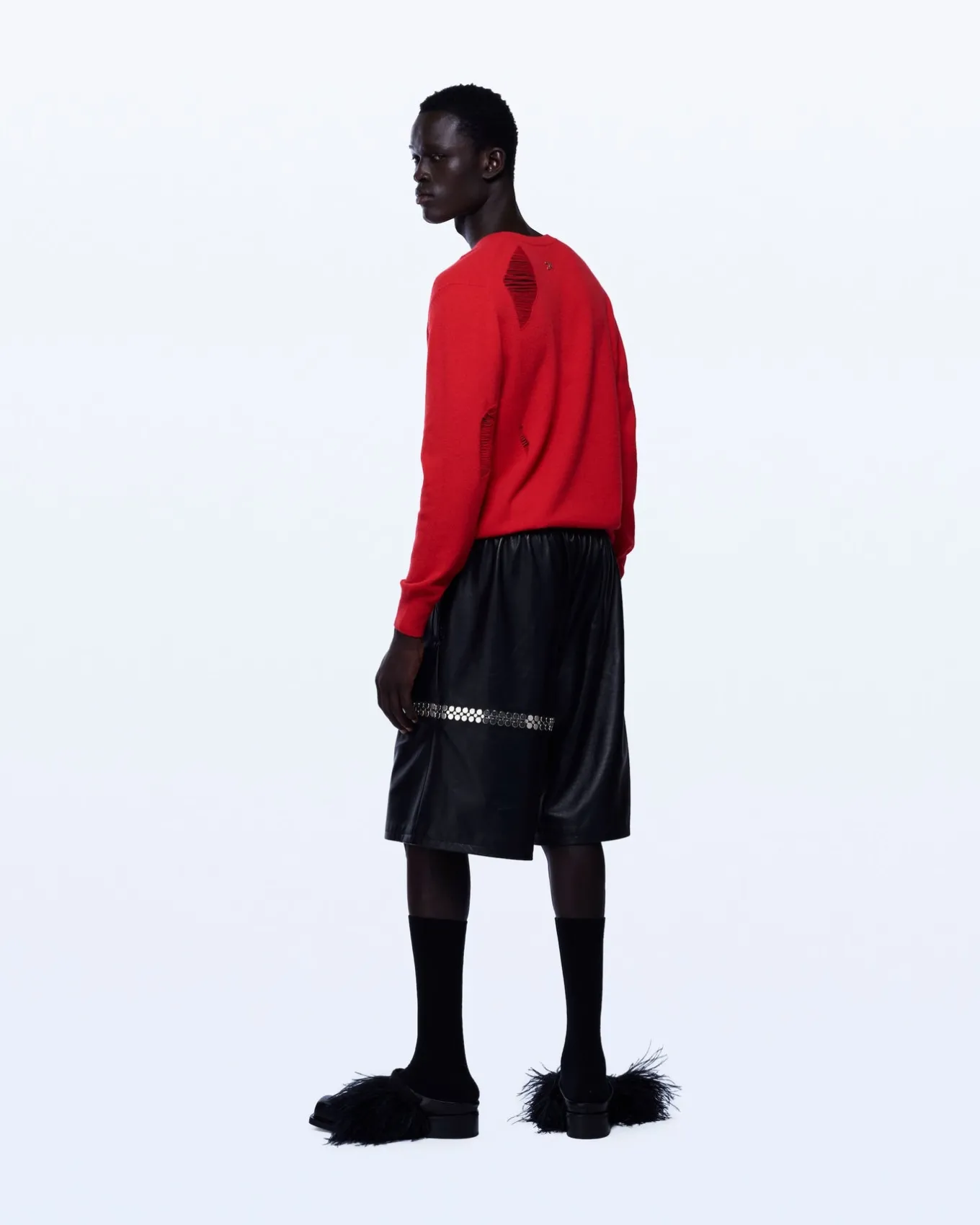 DISTRESSED FINE KNIT JUMPER IN RED