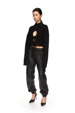 FRONT CIRCLE CUTOUT KNIT JUMPER