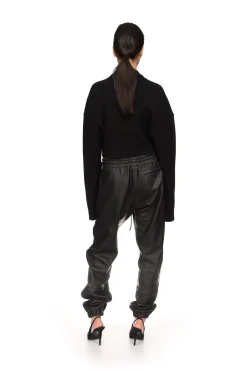 FRONT CIRCLE CUTOUT KNIT JUMPER