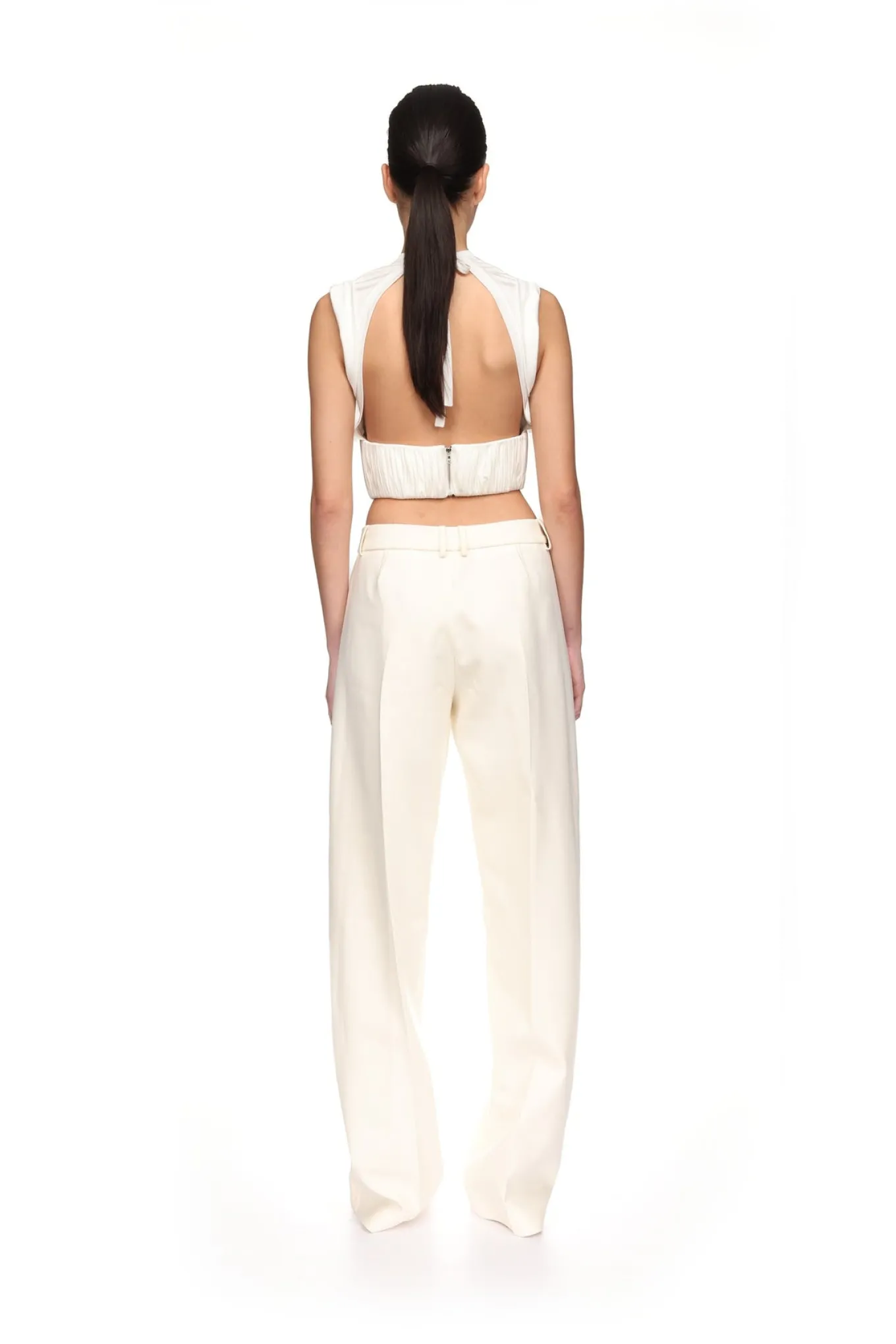 FRONT PLEAT DETAIL CROP TOP