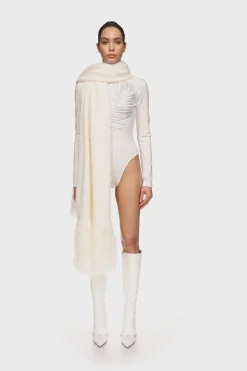 OVERSIZED SCARF IN WHITE