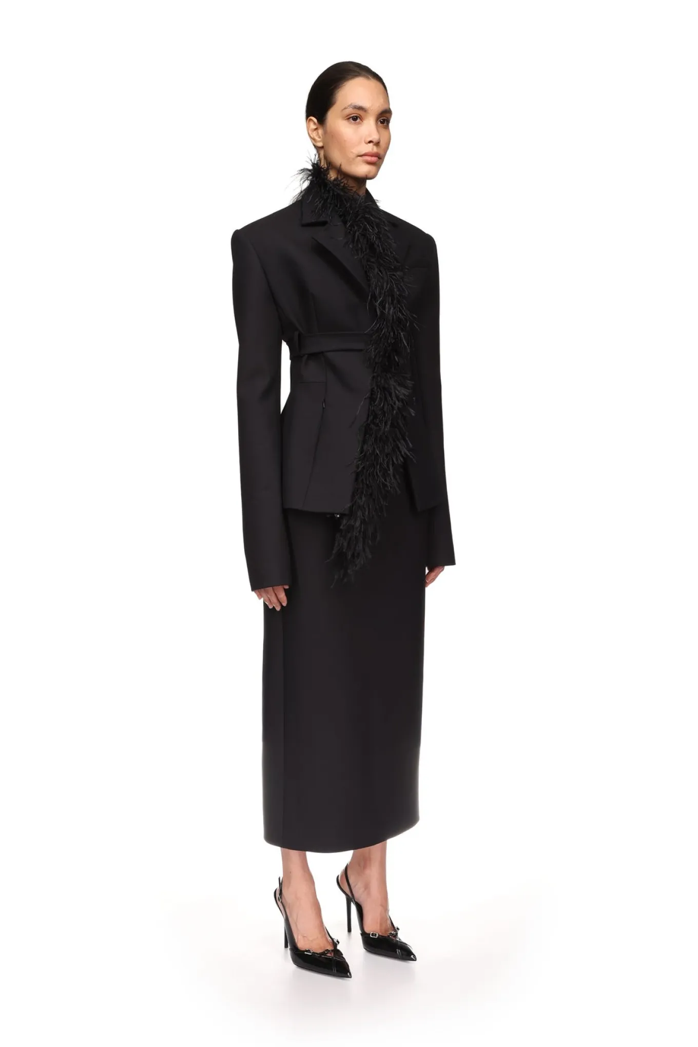 POCKET DETAIL MIDI SKIRT IN BLACK